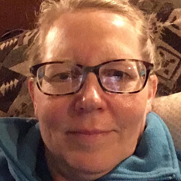 Meet your Posher, Heather - Picture 1 of 1